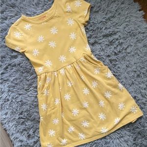 Cat & Jack Girls Floral dress size M